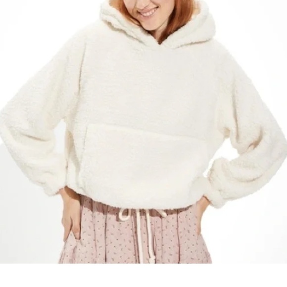 AMERICAN EAGLE OUTFITTERS Sweatshirt Women's Medium Beige Teddy Pullover Hoodie - Picture 2 of 9
